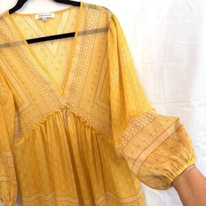 Women's M Long Sleeved Tunic Top Boho Yellow Gold Deep V Neck